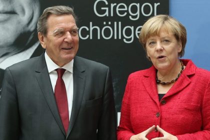 Kubicki stellt Büros für Merkel und Schröder in Frage