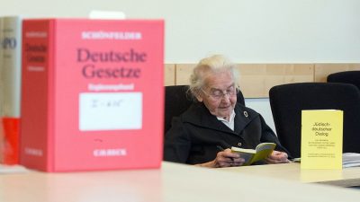 Haftstrafe für notorische Holocaustleugnerin Haverbeck gefordert
