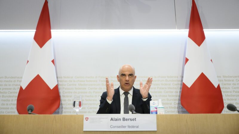 Der Schweizer Gesundheitsminister Alain Berset spricht über die neusten Entscheide des Bundesrates zur Corona-Pandemie.