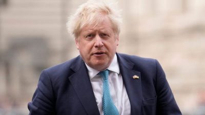 „Der Krieg hat sich als nützliche Ablenkung für Boris Johnson erwiesen“