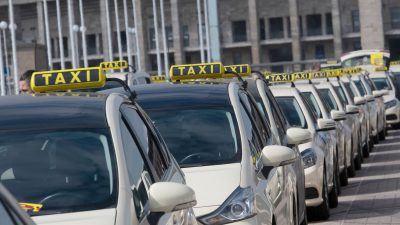 „Spritpreise machen uns tot“: Taxibranche in der Dauerkrise