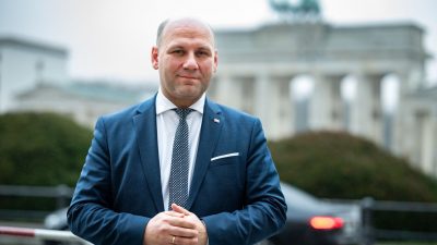 Polen: Scholz sollte nach Kiew reisen – Merkel Stellung beziehen