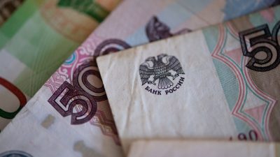 Russland bedient Staatsschulden erstmals nur in Rubel