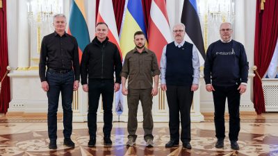 Staatschefs von Polen und Baltenstaaten bei Selenskyj
