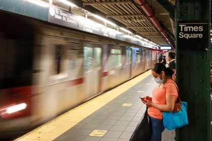 Busse, Bahnen und Co.: US-Gericht kippt Maskenpflicht
