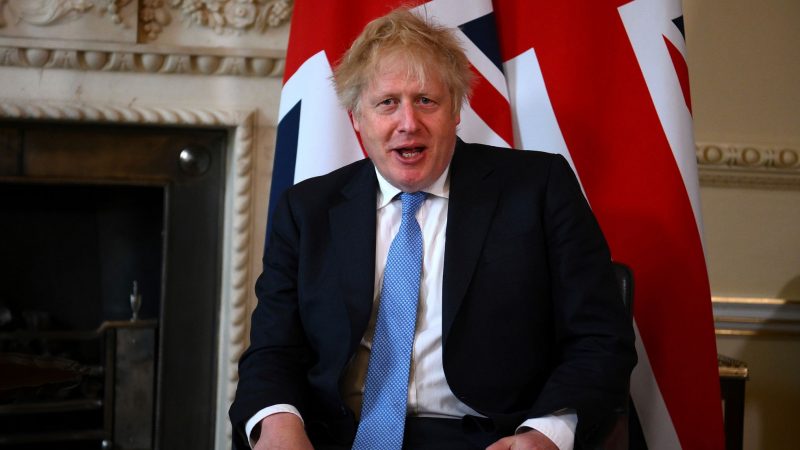 Großbritanniens Premier Boris Johnson muss wegen der Partygate-Affäre mit weiteren Strafbefehlen rechnen.