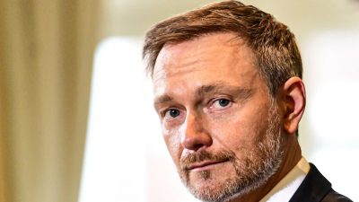 FDP-Chef Lindner räumt „desaströse Niederlage“ ein