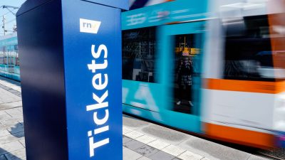 Bahn-Gewerkschaft EVG: 9-Euro-Ticket könnte im Chaos enden