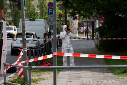Sechsfache Mutter auf offener Straße mit Messer getötet