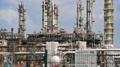 „Lex Rosneft“? Regierung will Raffinerie notfalls enteignen