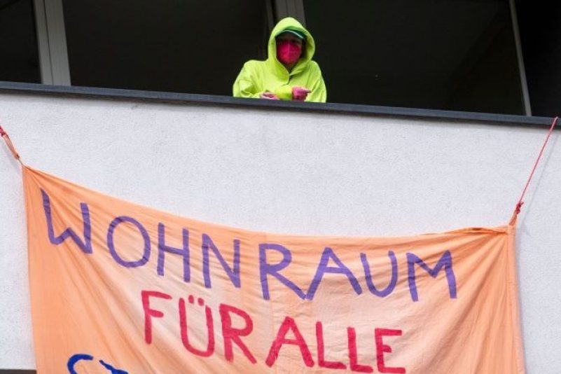 Polizei räumt besetztes Hostel in Berlin-Mitte