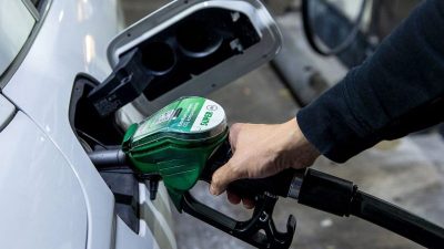 RWI: Ölkonzerne geben Tankrabatt „im Wesentlichen“ weiter