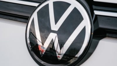 VW steckt „beispiellose“ Krisen noch gut weg