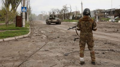 „Tag des Sieges“ – Kiew: Russen wollen Azovstal bis zum 9. Mai erobern