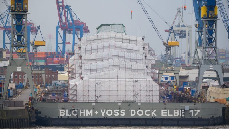 Erst vor kurzem war die im Hamburger Hafen liegende Luxusjacht «Dilbar» auf Basis der EU-Sanktionen festgesetzt worden.