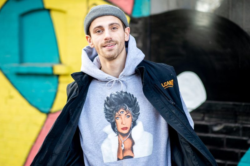 Fynn Kliemann ist Youtuber, Musiker und Geschäftsmann.