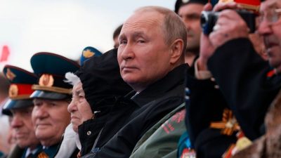 Redakteure schleusen Putin-Kritik in kremlnahes Medium