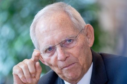 Schäuble: Frankreich ist engster Partner Deutschlands