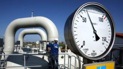 Habeck lässt Gasspeicher per Ministerverordnung auffüllen