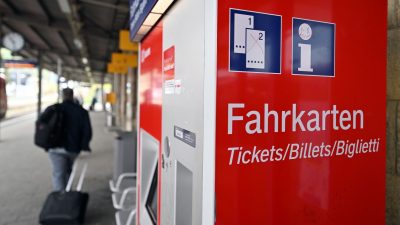 Bahn kündigt Verkaufsstart für 9-Euro-Ticket an