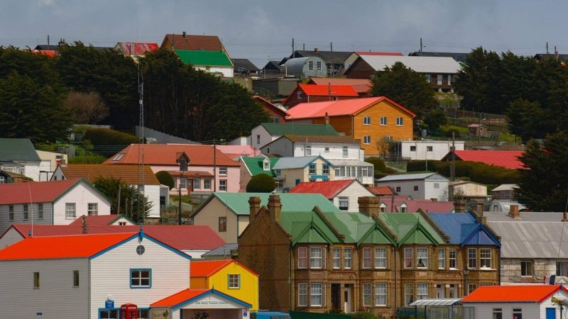 Die Hauptstadt des britischen Überseegebiets Falklands wird im Jubiläumsjahr der Queen zur City.