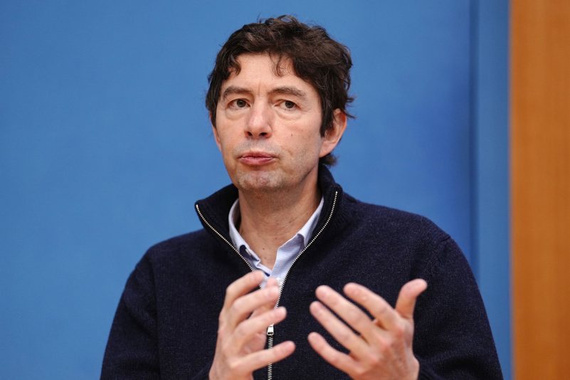 Der Berliner Virologe erzielt vor Gericht einen Erfolg gegen Behauptungen von Roland Wiesendanger.