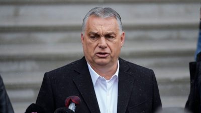 Ungarns Regierungschef Orban aus Seenot gerettet