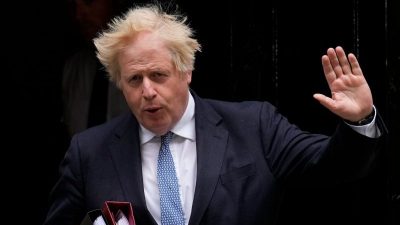 „Partygate“-Bericht liegt vor – Boris Johnson bleibt unbeirrt