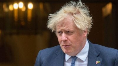 Boris Johnson übersteht parteiinternes Misstrauensvotum