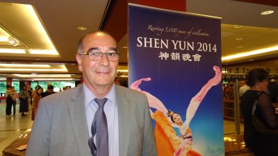 Abteilungsleiter: Shen Yun ist „Hoffnung“ für die Menschen
