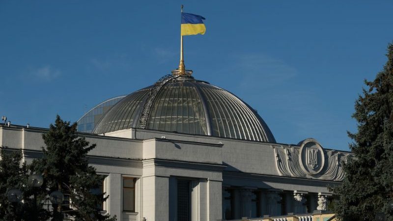 Kritik an Selenskyj wächst: Wie demokratisch ist die Ukraine?