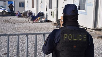 Pushbacks: Flüchtlinge gegen Flüchtlinge im Auftrag der griechischen Polizei