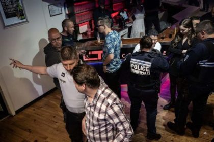 Neue, mysteriöse Nadel-Attacken: Zwei Festnahmen