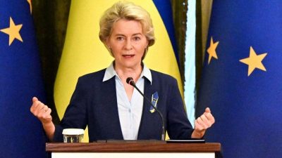 Von der Leyen sichert Ukraine Unterstützung für EU-Beitritt zu