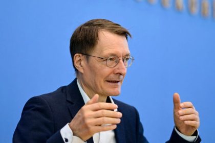 “Kein Alarm” wegen Corona-Sommerwelle – Lauterbach stellt Sieben-Punkte-Plan vor