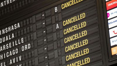 Airport-Chaos: Kofferberge und Tausende gestrichene Flüge