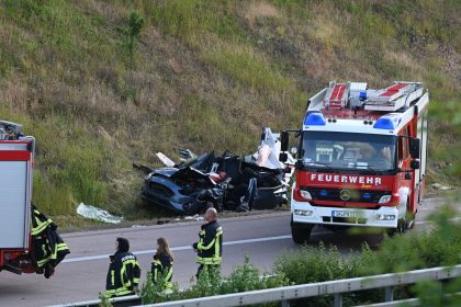 Reisebus auf A72 verunglückt – sieben Verletzte