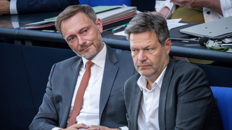 Finanzminister Christian Lindner (l) und Wirtschaftsminister Robert Habeck.