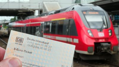 9-Euro-Ticket: Zuspruch von Mehrheit – Verkehrsverband für Verlängerung