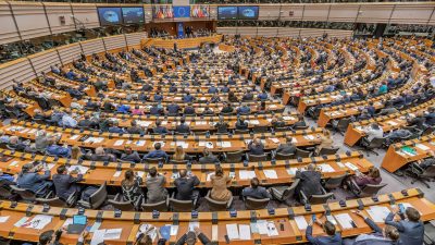 Die EU-Abgeordneten stimmen im zweiten Anlauf über einen Teil des EU-Klimapakets ab (Archivbild).