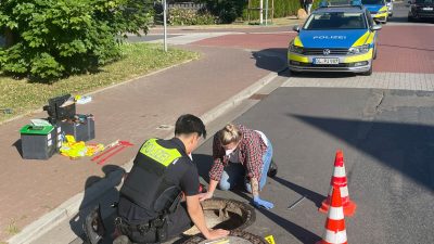 Oldenburg: Vermisster Junge nach acht Tagen in Gully wiedergefunden