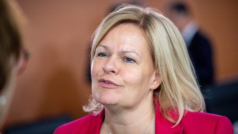 Innenministerin Nancy Faeser (SPD) will die Versäumnisse bei modernen Warnsystemen in der Republik wieder aufholen.