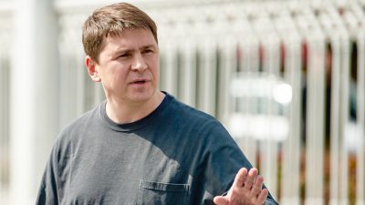 Selenskyj-Berater will „politische Umgestaltung“ Russlands