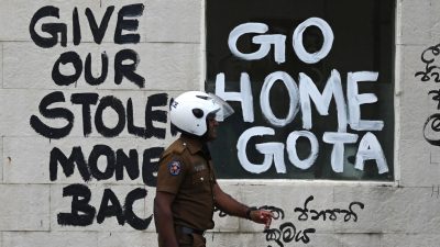 Militär und Polizei räumen größtes Protestcamp in Hauptstadt Colombo