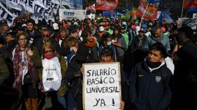 Argentinien: „Arbeiten statt Sozialleistungen? Das ist rechte Politik.“