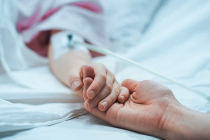Hirschhausens Reportage über Long-COVID und das Post-Vakzin-Syndrom