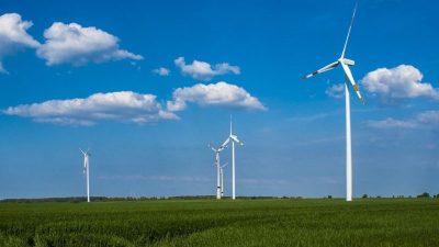 Deutschland und Niederlande wollen Windkraft vor China-Zugriff schützen 