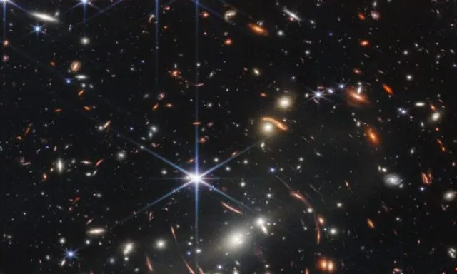 James Webb fernes Universum