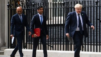 Minister-Rücktritte stürzen Boris Johnson in tiefe Krise
