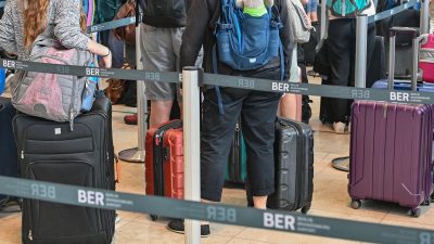 Chaos an Flughäfen: Politiker wollen dauerhafte Lösungen